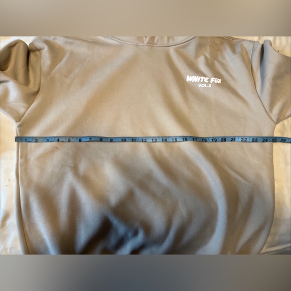 White Fox Vol.3 Women’s Hoodie Pullover Color Moon Sweatshirt Size M/L - Picture 10 of 14